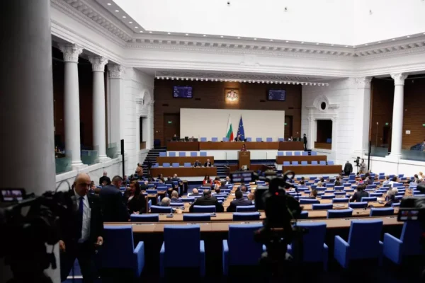 Парламентът гласува предоставянето на БТР-и за Украйна