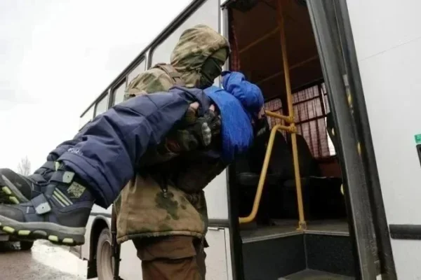 Русия засилва отвличанията в окупираните територии: специалната комисия на ПАСЕ за украинските деца ще противодейства на принудителното им депортиране