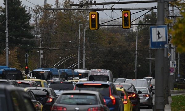 “Пътната полиция” в Бургас спря 123 превозни средства заради липса на шумозаглушители и технически неизправности