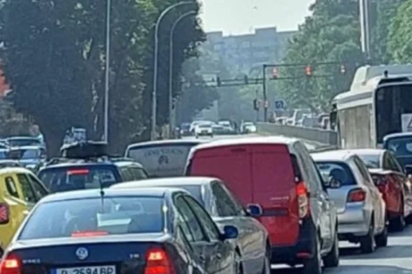 Варненците вече могат да заплащат данъка върху превозните средства за 2024 г. удобно и бързо