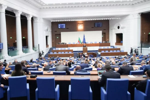 Българският парламент ще подкрепи Украйна с 60 000 евро помощ