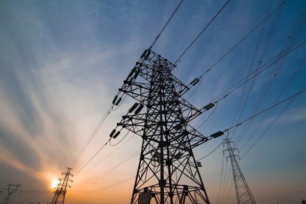 Икономист Богданов: Борсовата цена на електроенергията ще продължи да намалява