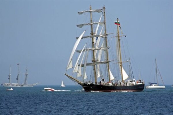 Възраждат варненския ветроход „Калиакра“