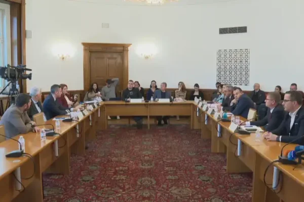 Бившият финансов министър Асен Василев ще бъде изслушан от временната парламентарна комисия за разследване на корупционни практики в Агенция „Митници“.