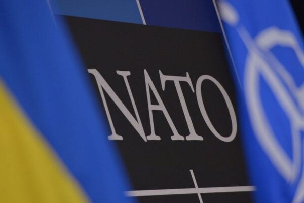 Бившите командири на НАТО определиха приоритетите на Запада за подкрепа на Украйна