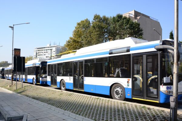 Община Варна намалява цените на абонаментните карти за междуселищни автобусни линии