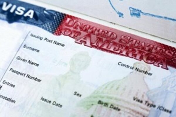 Посолството на САЩ предупреждава за забавяне в издаването на визи за българи