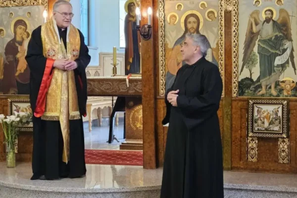 Епископско ръкоположение на отец Петко Вълов.
