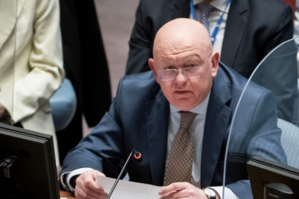 Русия се опитва да избяга от отговорност за обстрела на Окхматдит