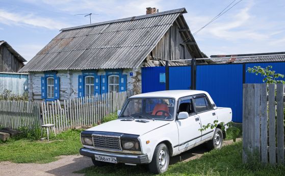 Кремъл официално покани русофилите да се наслаждават на живота там.