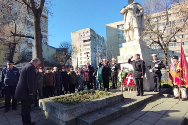 Варна отбеляза 180 години от рождението на Капитан Петко войвода с тържествена церемония.
