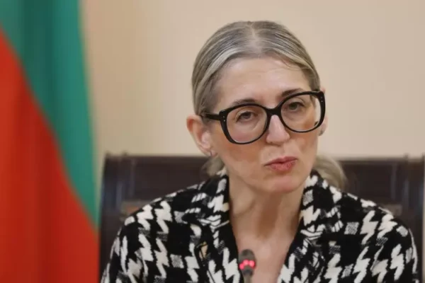 ВАС блокира поръчката за нови мотриси за БДЖ, сроковете стават неизпълними.