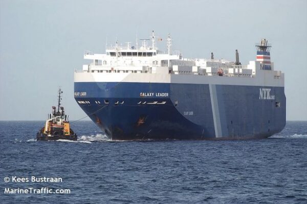 14 месеца по-късно: Българските моряци от „Галакси Лийдър“ близо до спасение