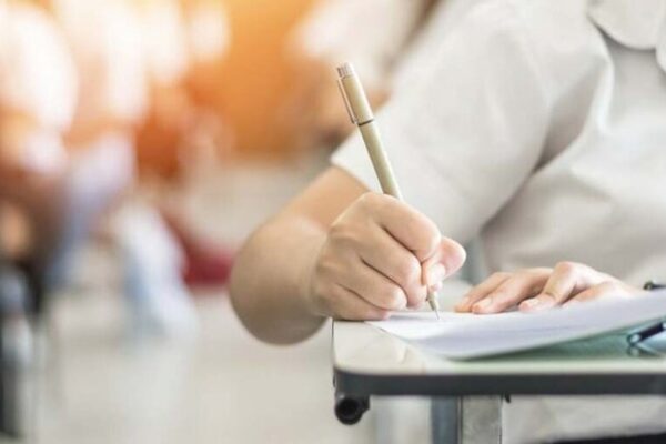 Започна подаването на документи за Държавните зрелостни изпити