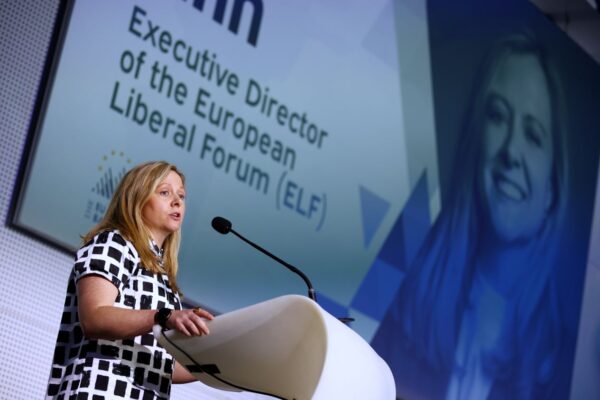 София посреща форума „ЕС среща Балканите“: Вицепрезидентът Йотова и еврокомисар Кос сред участниците.