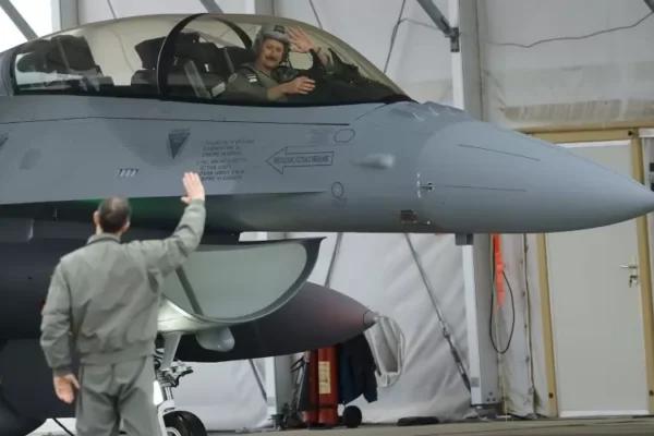 Първият F-16 е преминал технически тестове, очаква се скоро да започнат и летателните изпитания