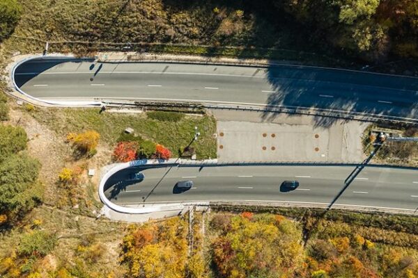 Промени в движението по АМ „Хемус“: Две ленти към Варна и София за празничните дни