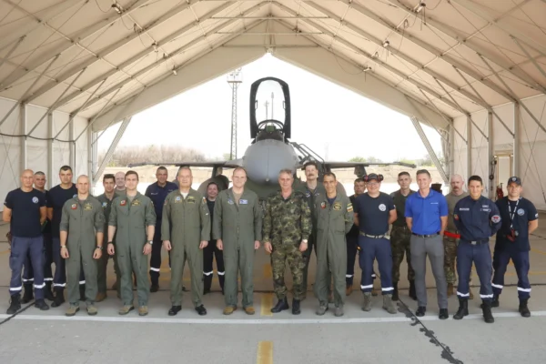 Втори изтребител F-16 Block 70 пристигна в авиобаза „Граф Игнатиево“