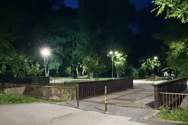 Аспарухов парк вече с ново LED осветление, предстоят още подобрения