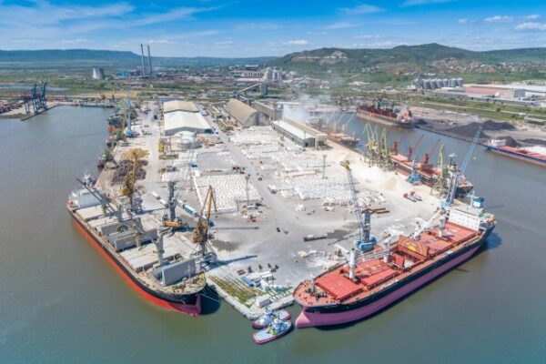 Рекорден товарооборот на пристанищен терминал “Варна-Запад” през май 2025 г.