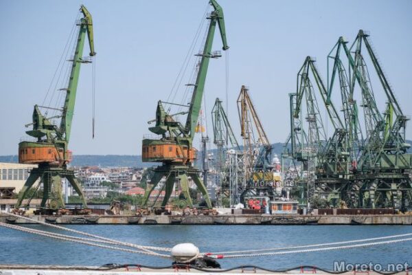 Пристанище Варна може да премине към концесия с цел привличане на мащабни инвестиции