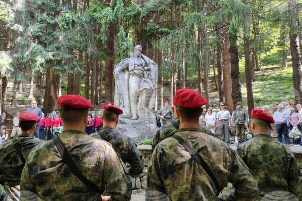 Отбелязване на 157-ата годишнина от похода на четата на Хаджи Димитър и Стефан Караджа: Чествания и историческа възстановка на връх Бузлуджа.