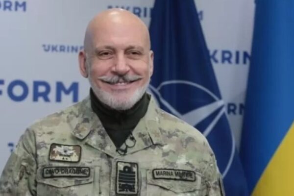 Адмирал Джузепе Каво Драгоне: Инспекция на Многонационалната бойна група на НАТО в България.