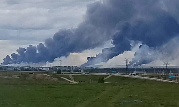 Украйна нанесе масиран удар по руските авиобази: международната преса е във възторг