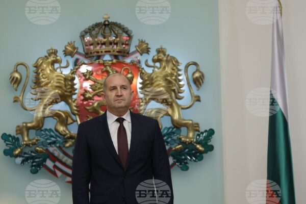 Президентът Румен Радев на двудневно посещение в Германия: Участие в откриването на завод на “Райнметал” и среща с президента Франк-Валтер Щайнмайер.