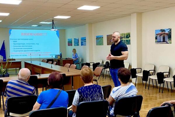 Измамници насочват атаките си към селата край Варна – полицията засилва превенцията