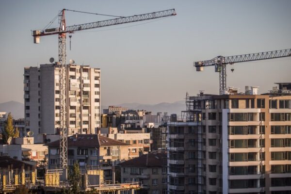 София води класацията за поскъпване на жилищата в България: Цените нараснали над 2,8 пъти за 9,5 години.