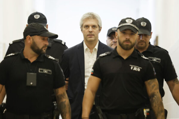 Коцев призова варненци да останат обединени в „битката за Варна“