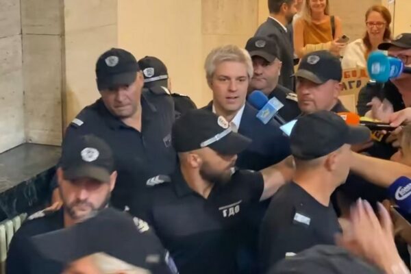 Съдът пак остави в ареста кмета на Варна Благомир Коцев
