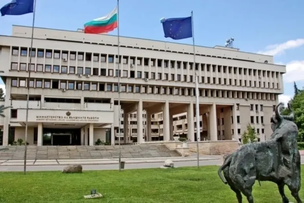 МВнР предупреди: Избягвайте масови събирания в Мюнхен заради бомбена заплаха
