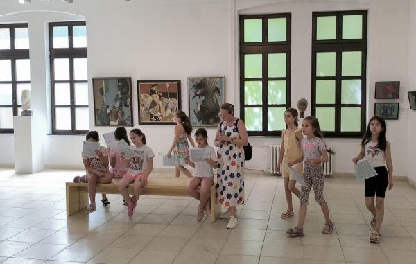 Градската художествена галерия „Борис Георгиев“ – Варна открива обновената си експозиция с вход свободен на 5 ноември.