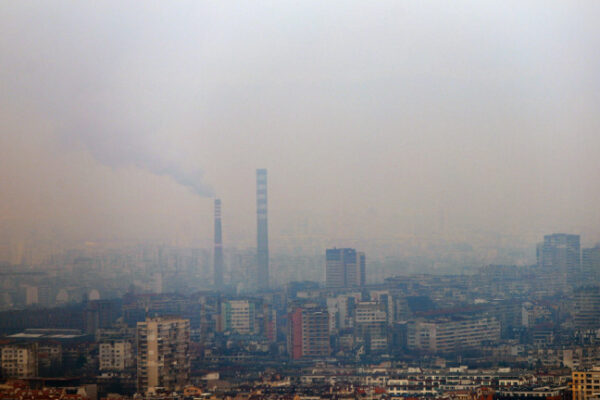 ЕК завежда дело срещу България и още три държави заради превишени емисии