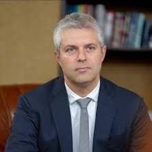 Спешно заседание на ОИК Варна за разглеждане на сигналите за прекратяване на пълномощията на кмета Благомир Коцев.