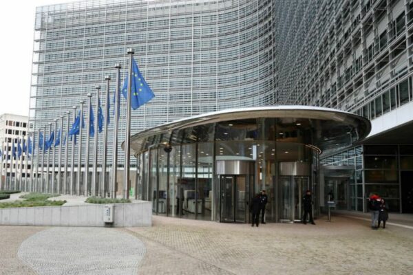 Българската икономика ускорява растежа според Есенната прогноза на ЕК