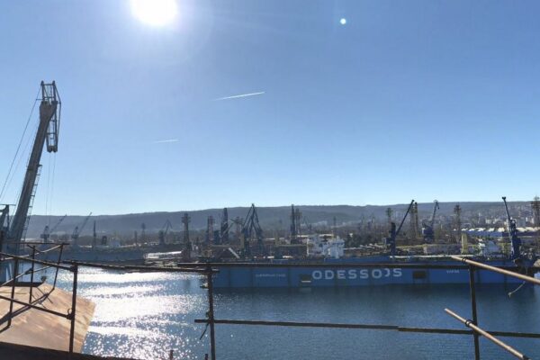 Военноморска база Варна отпразнува 128 години история и морска слава