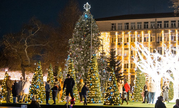 Варна организира две безплатни празнични обиколки след Коледа