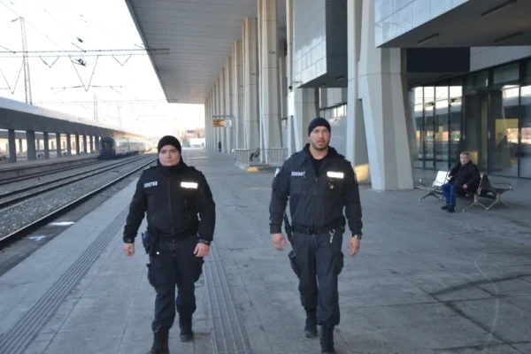 Допълнителни екипи ще следят за реда във Варна по празниците