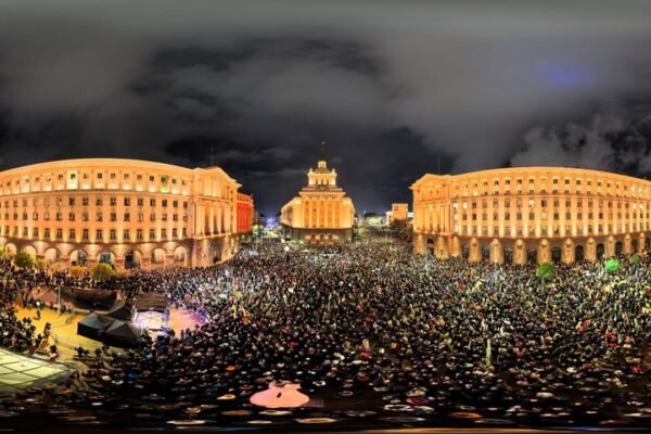 Полицията в София ще изгражда КПП за протеста срещу Бюджет 2026: Очакват се демонстрации в няколко града.