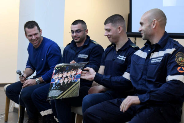 Във Варна представиза благотворителния календар „Герои в сянка 2026“ 