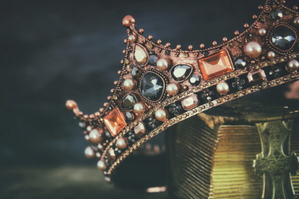 Иван Александър и Сара-Теодора: Бракът, който промени Средновековна България.