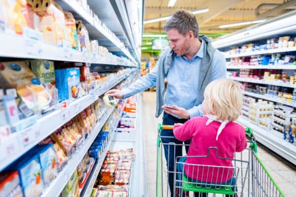 Цените изпреварват заплатите: КНСБ отчита ръст на издръжката на живота