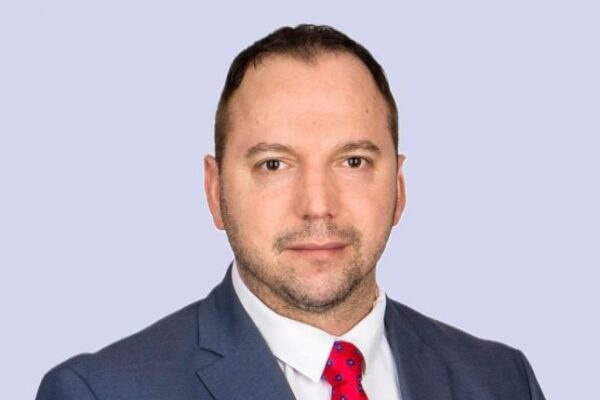 Бивш съратник поиска оставката на кмета на Варна