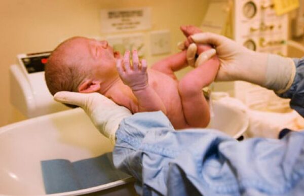 Отбелязваме Деня на акушер-гинеколозите и акушерките.