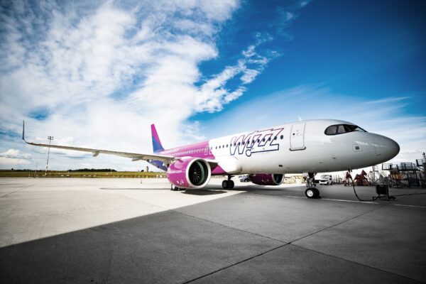 Wizz Air пуска три нови директни линии от София и Варна