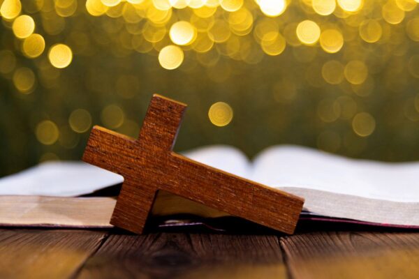 Атанасовден: Празникът на Свети Атанасий Велики и народните традиции.