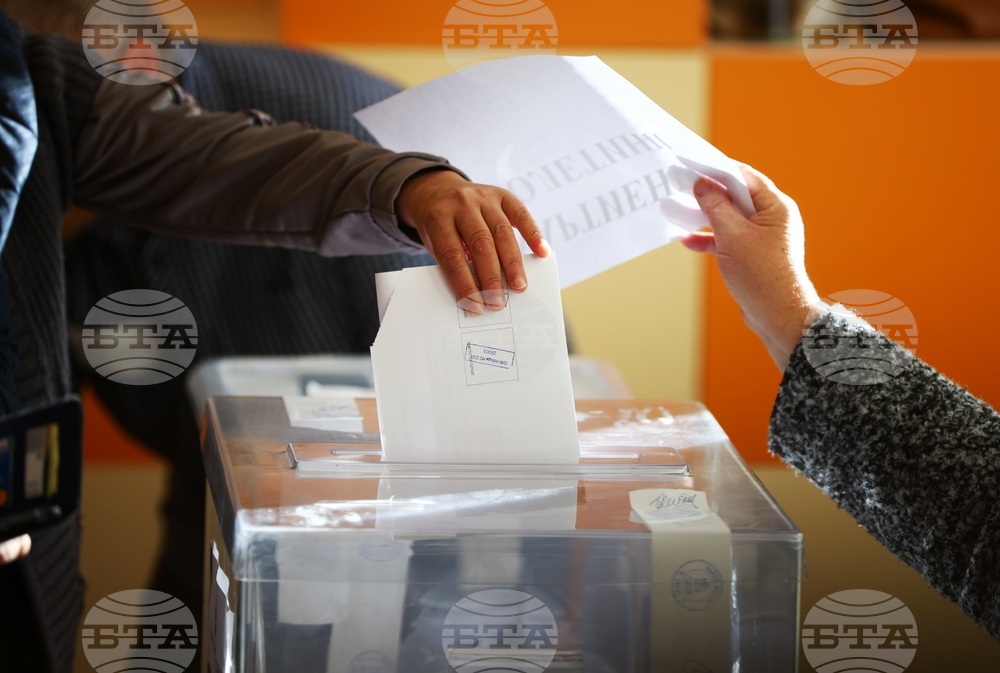 По-високи възнаграждения за членовете на избирателните комисии за предсрочните парламентарни избори на 19 април.